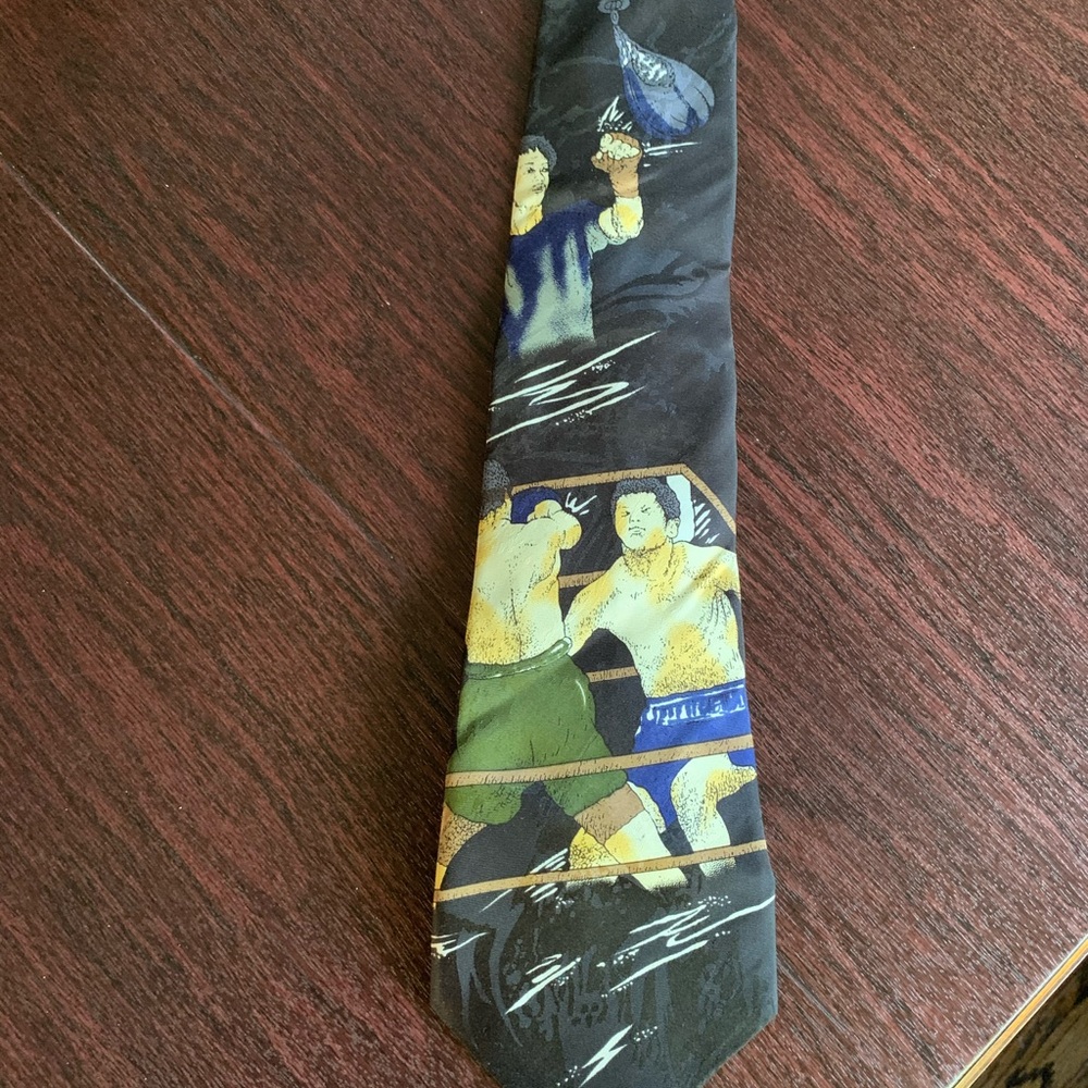 Wrestling tie.